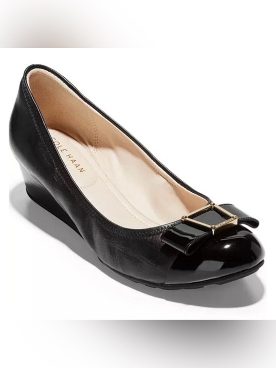 Cole Haan Shoes - Cole Haan Women’s Emory Bow Wedge Pumps Black Leather Patent Cap Toe Size 6:5B